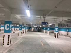 地下停車場劃線用什么材料,停車場劃線要用什么工具？