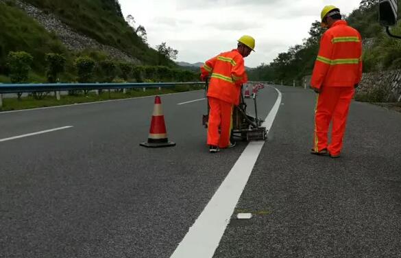 蘇州道路劃線公司施工水平要達到哪種標準？