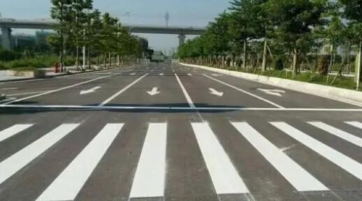 蘇州道路劃線施工后怎樣對地坪進行保養(yǎng)？